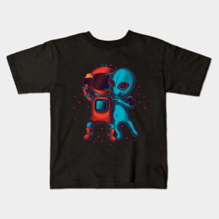 Alien and Astronaut Take A Selfie Kids T-Shirt